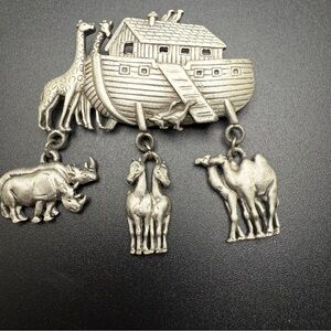 Vintage JJ Jonette Jewelry Noah's Ark Boat Animal Silver Tone Brooch Pin